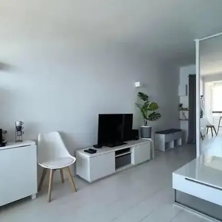 Διαμέρισμα 27m With Terrace - First Row Sea View